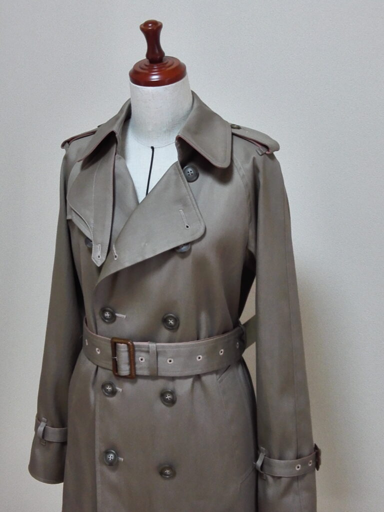 トレンチコート